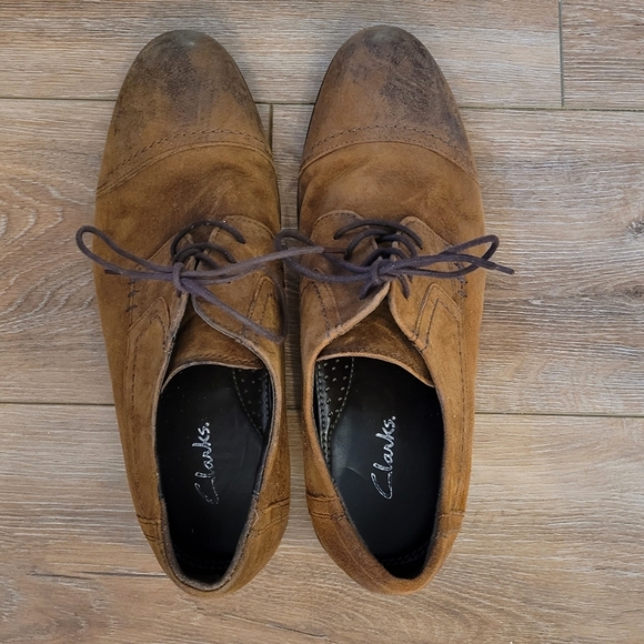 Clarks Distressed Brown Suede Oxford Men's Size 9.5M - Picture 3 of 5